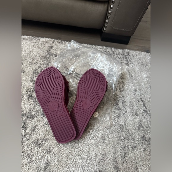 Girls Joyfolie slippers size 13T - Picture 3 of 3